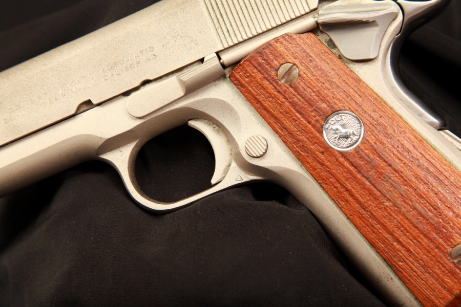 Colt Series 70 Satin Nickel 45 Acp 1911 Combat Commander Semi Auto